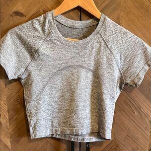 lululemon athletica swiftly tech Heathered Gray Crop Top
